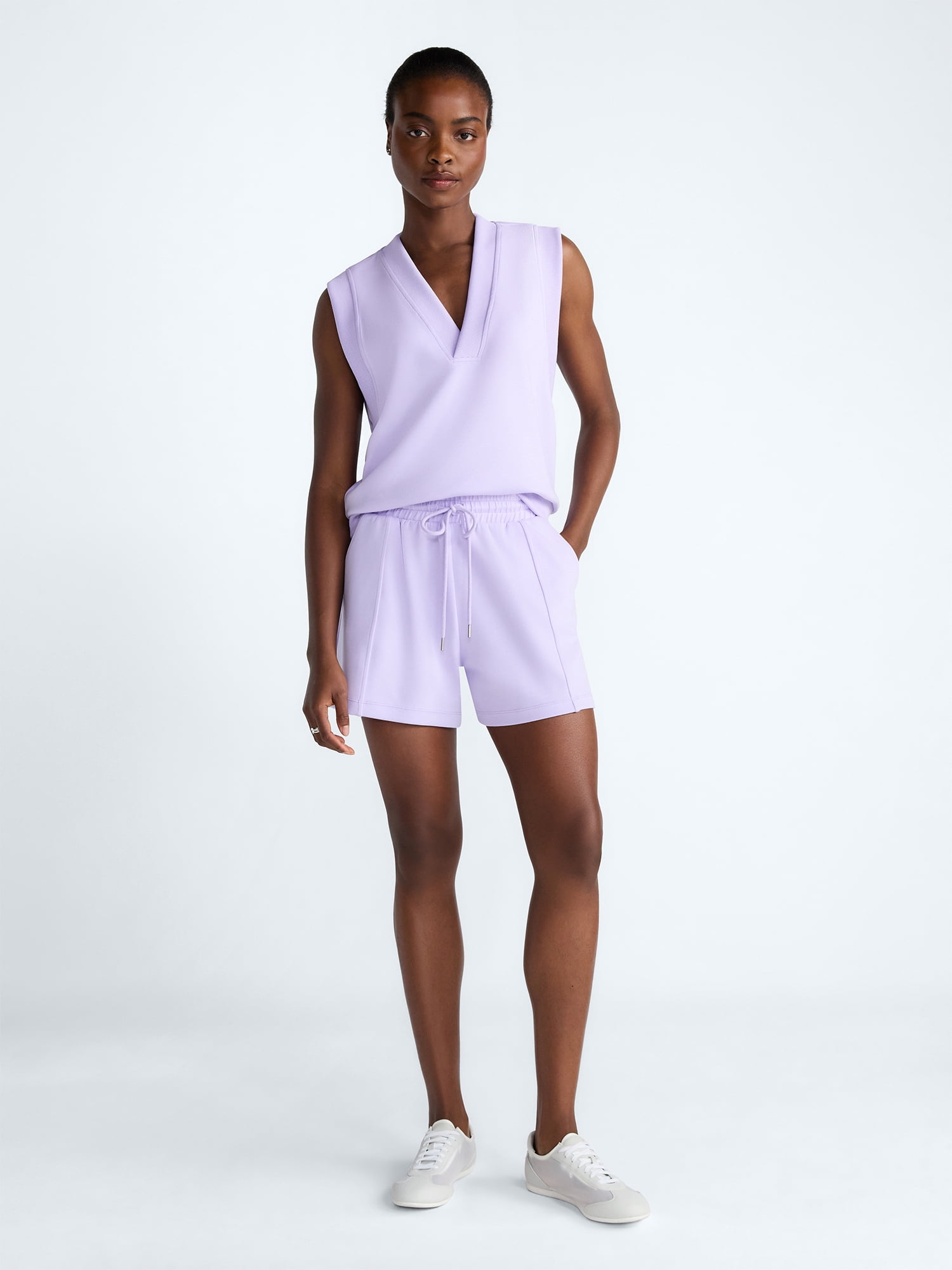 Scoop Women's and Women's Plus Scubaknit Seamed Shorts, 4.5'' Inseam, Sizes XS-4X