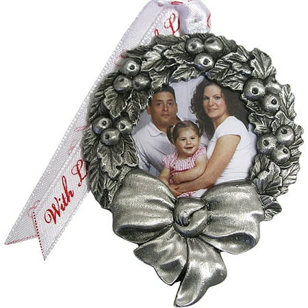 Pewter Finish Wreath Photo