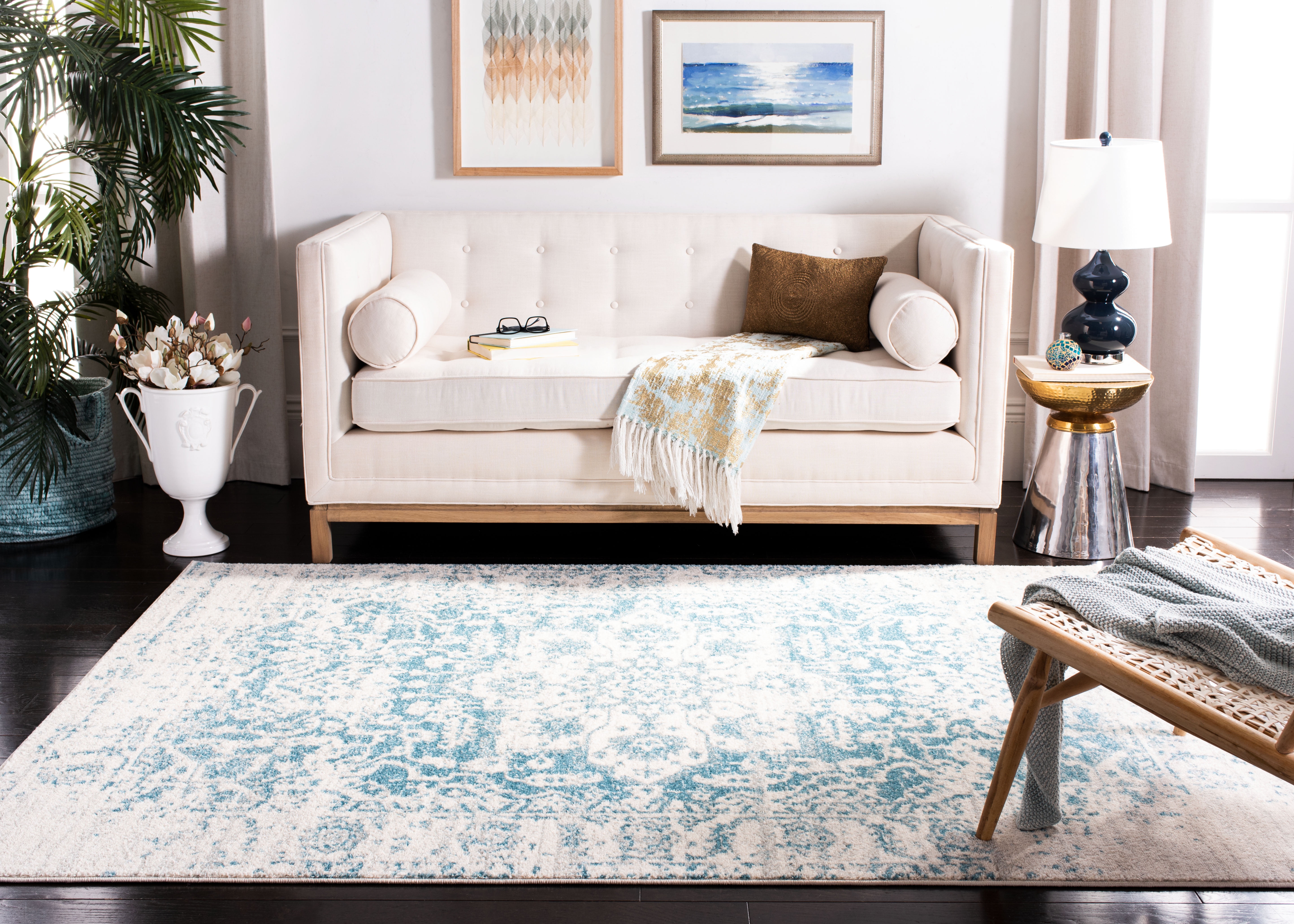 SAFAVIEH Madison Katina Oriental Area Rug, Teal/Ivory, 6'7" x 9'2" - Traditional Design, Teal & Ivory, Non-Shedding & Easy Cleaning, Ideal for Living Room, Bedroom, Dining Space