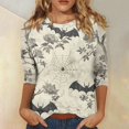 thumbnail image 2 of Camisa de cuello redondo con mangas 3/4 y temática de Halloween para mujer, con estampado de telaraña y murciélago, cómoda y elegante, 2 of 5