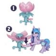thumbnail image 4 of Unicornio Fiesta de Té Izzy Moonbow Hasbro, 4 of 5