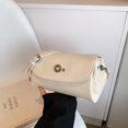 thumbnail image 3 of Bolso de lujo ligero de nicho de alta gama para mujer, nueva tendencia de moda versátil 2025, bolso de hombro simple, bolso cruzado cuadrado pequeño, 3 of 5