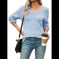thumbnail image 2 of Suéter Informal de Larga con Cuello en V, Tejido Acanalado y Crochet Ligero para Mujer (Otoño 2025) Azul Puro S, 2 of 7