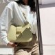 thumbnail image 3 of Bolso jiaozi de diseño de nicho nuevo de PU para otoño e invierno, bolso de hombro para uso diario, bolso debajo del brazo, amarillo, 3 of 5