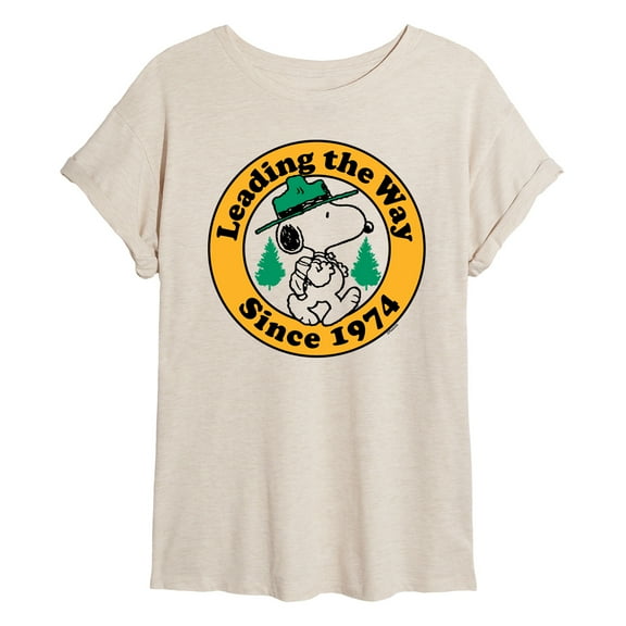 Peanuts - Snoopy Leading The Way - Women's Oversized T-Shirt