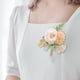 thumbnail image 5 of Broche Floral Para Novio, Broche De Flores Para Novia, Ramillete De Boda Para Hombre, Dise O Elegante Material Duradero, Accesorio Formal, Perfecto Para Bodas, Ocasiones Especiales, 5 of 8