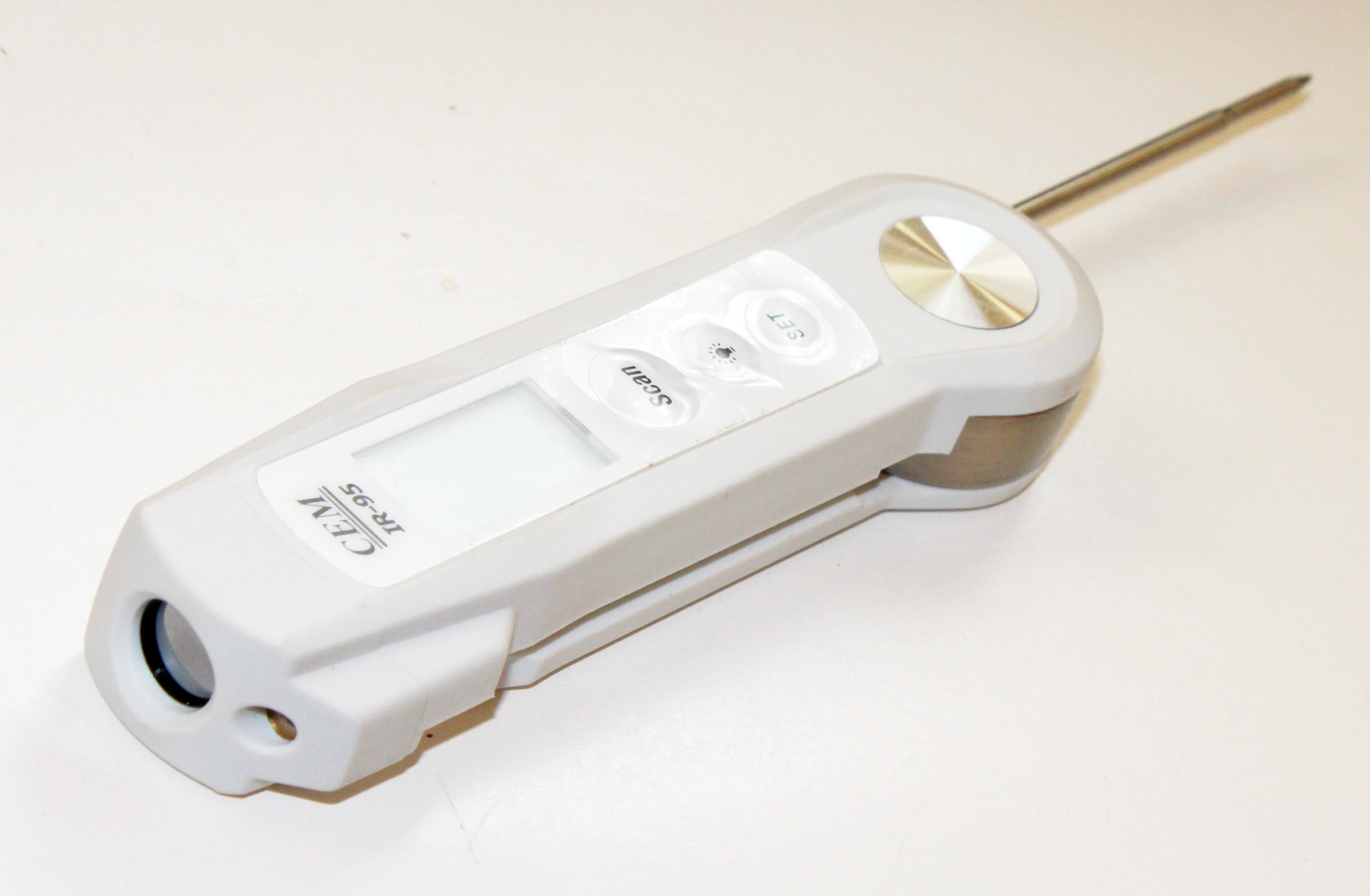 CEM IR-95 2-in-1 Professional LCD Food Safety IR and Probe Thermometer -40 to 446 deg F NEW