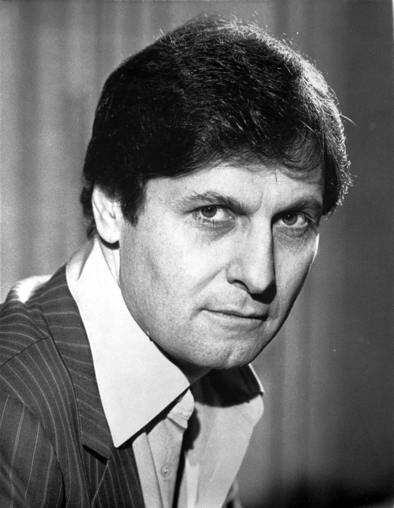 Joseph Bologna Photo Print (8 x 10)