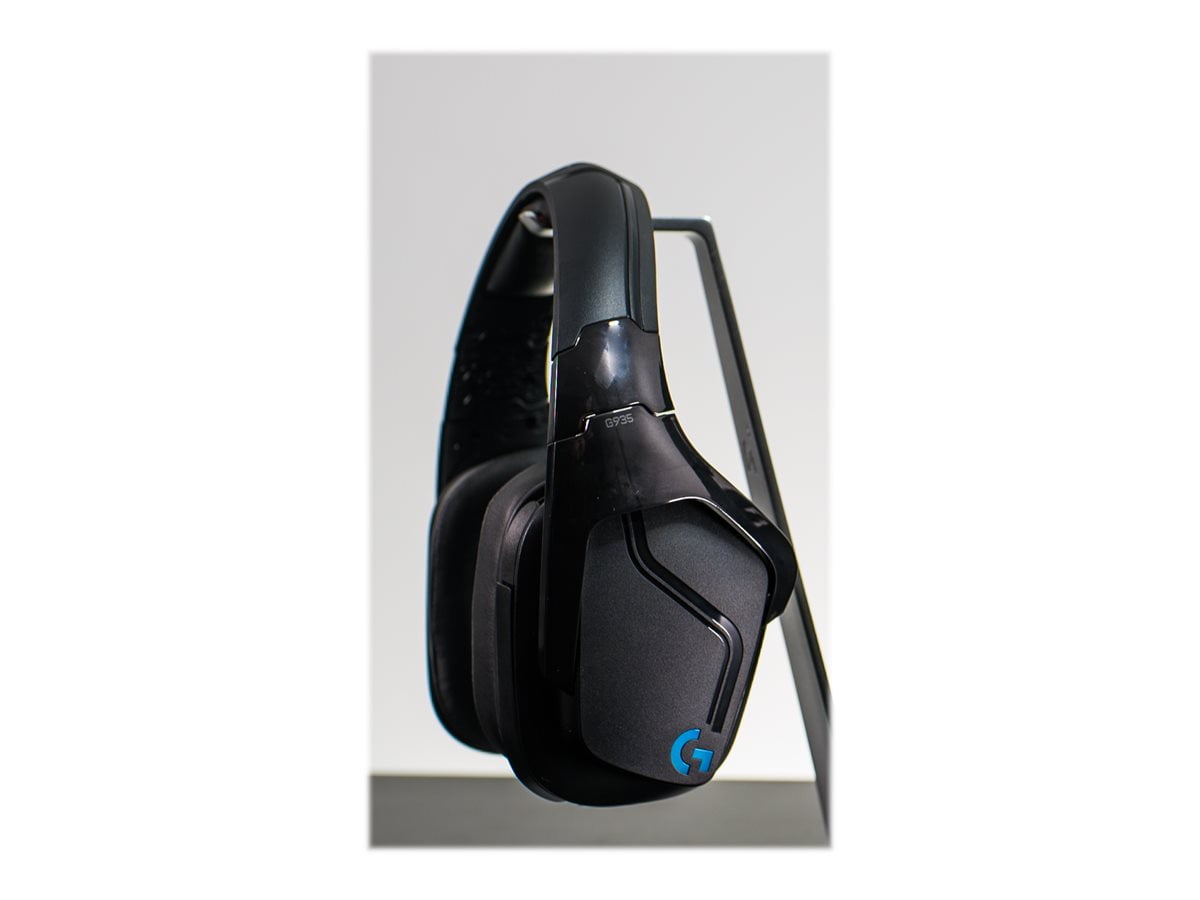 Logitech G935 Wireless 7.1 Surround Lightsync Gaming Headset Stereo USB, Mini-phone (3.5mm) - Wired/Wireless - Over-the-head - Binaural - Circumaural - Cardioid, Uni-directional Microphone Black, Blue