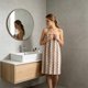 thumbnail image 5 of Toalla de baño de felpa gruesa, suave, muy absorbente y de secado rápido | Toalla de felpa coral para secar el vello corporal | Para uso doméstico en el baño, 5 of 6