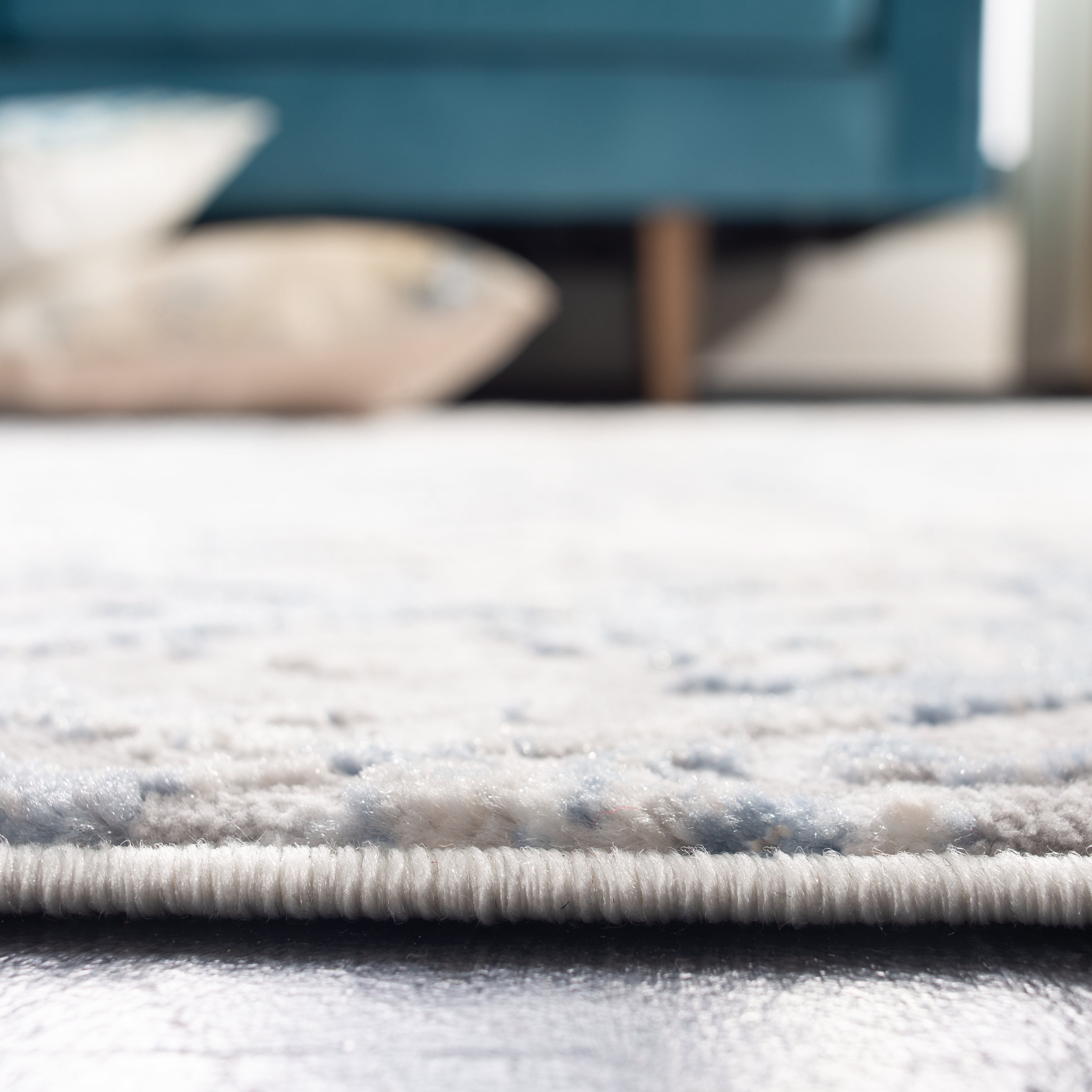 Safavieh Amelia Roslyn Abstract Area Rug, Light Gray/Blue, 8' x 8' Round