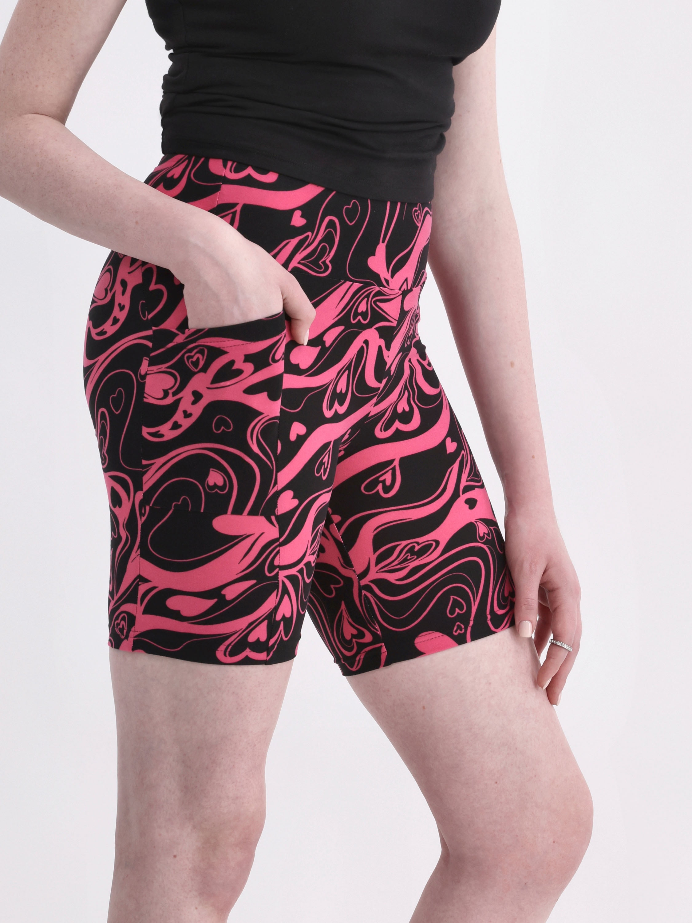 No Boundaries Bike Shorts with Pocket, 7” Inseam, Women's and Women’s Plus