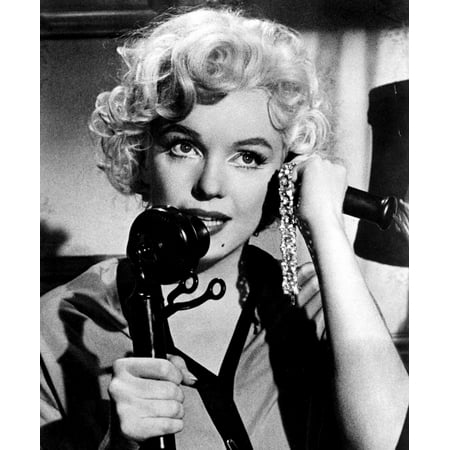 Film still of Marilyn Monroe talking on the telephone in Some Like It Hot Photo (Marilyn Monroe Best Photos)