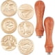 thumbnail image 1 of Juego de 8 sellos de cera para graduación, 6 cabezales para sellar libros y 2 mangos de madera universales., 1 of 9