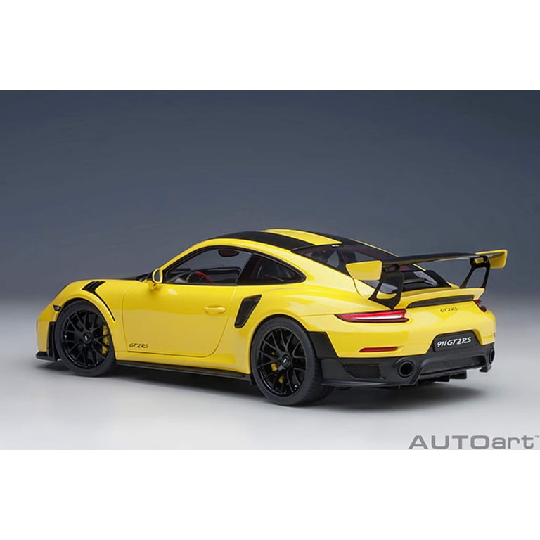 Porsche 911 (991.2) GT2 RS Weissach Package Racing Yellow with