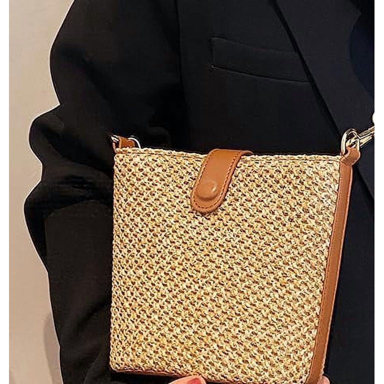 Women Straw Crossbody Bag Beach Handmade Rattan Shoulder  display picture 3