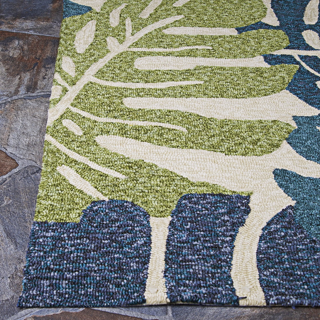 Couristan Covington Monstera Cream-Multicolor Indoor / Outdoor Area Rug, 7'10" Round