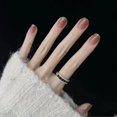 thumbnail image 1 of Petit Livre Rouge Vernis à Ongles Porté à la Main. long Autocollant Papillon pour Ongles patch Fini Colle Gelée, 1 of 7