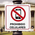 thumbnail image 2 of Señalamiento: "Prohibido el uso de celulares", blanco y rojo. Impreso en plástico estireno calibre 40, medidas: 20 x 20 cm, ideal para interiores y exteriores. Letrero, Señal cuadrada prohibitiva., 2 of 4