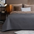 thumbnail image 1 of Edredón Ligero Real Textil + 2 Fundas de Almohada, Juego de Colcha King Size, Color Gris Oscuro/Cafe, 1 of 7