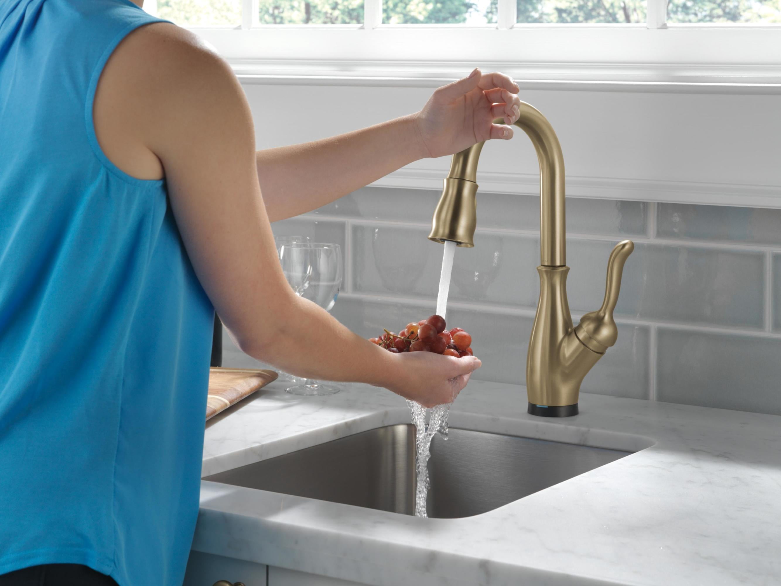 Delta Leland Single Handle Pull-Down Bar / Prep Faucet with Touch2O Technology, Arctic Stainless