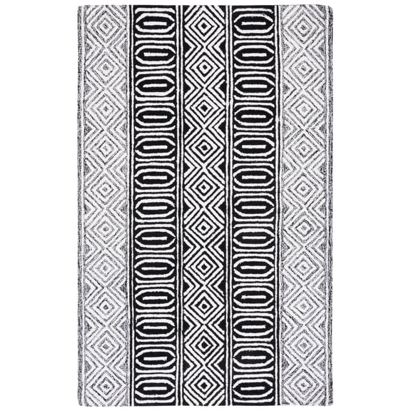 SAFAVIEH Capri Lucina Southwestern Area Rug, Ivory/Black, 8' x 10'