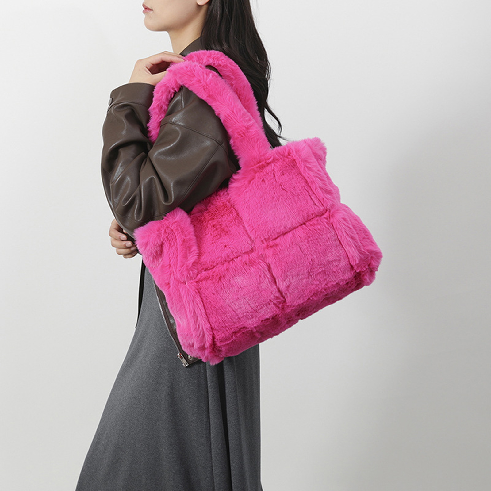 KGJQ Fluffy Tote Bag, Large Fur Purses for Women Winter Fuzzy Totes Plush Shoulder Handbag
