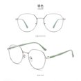 thumbnail image 3 of Gafas de sol con montura para miopía, estilo nuevo, con espejo plano y luz azul antirreflejos para mujer 2022, gafas de moda para la calle con transmisión en vivo de celebridades de Internet, 3 of 5