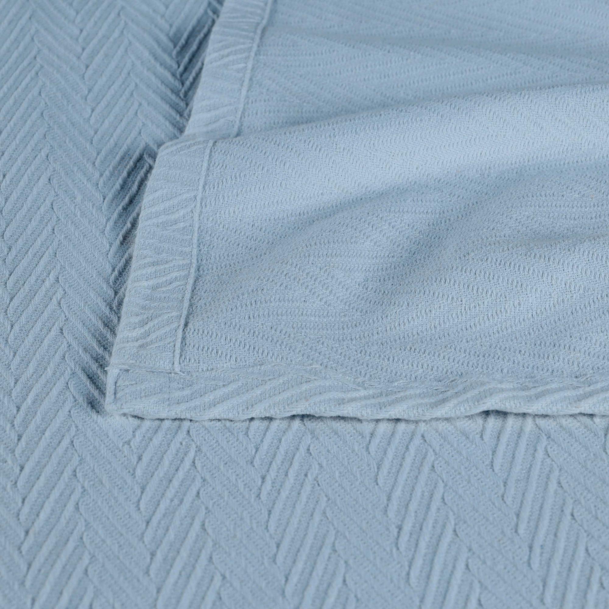 Superior Metro Chevron Zig-Zag All-Season Cotton Blanket, King, Light Blue