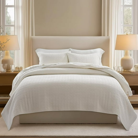 EVERGRACE Stonewashed 100% Natural Cotton Waffle Quilt Set Queen Size 3 Pieces, Soft, Breathable & Substantial Bedding, Quilted Coverlet Bedspread with 2 Shams for All Seasons, Bright White