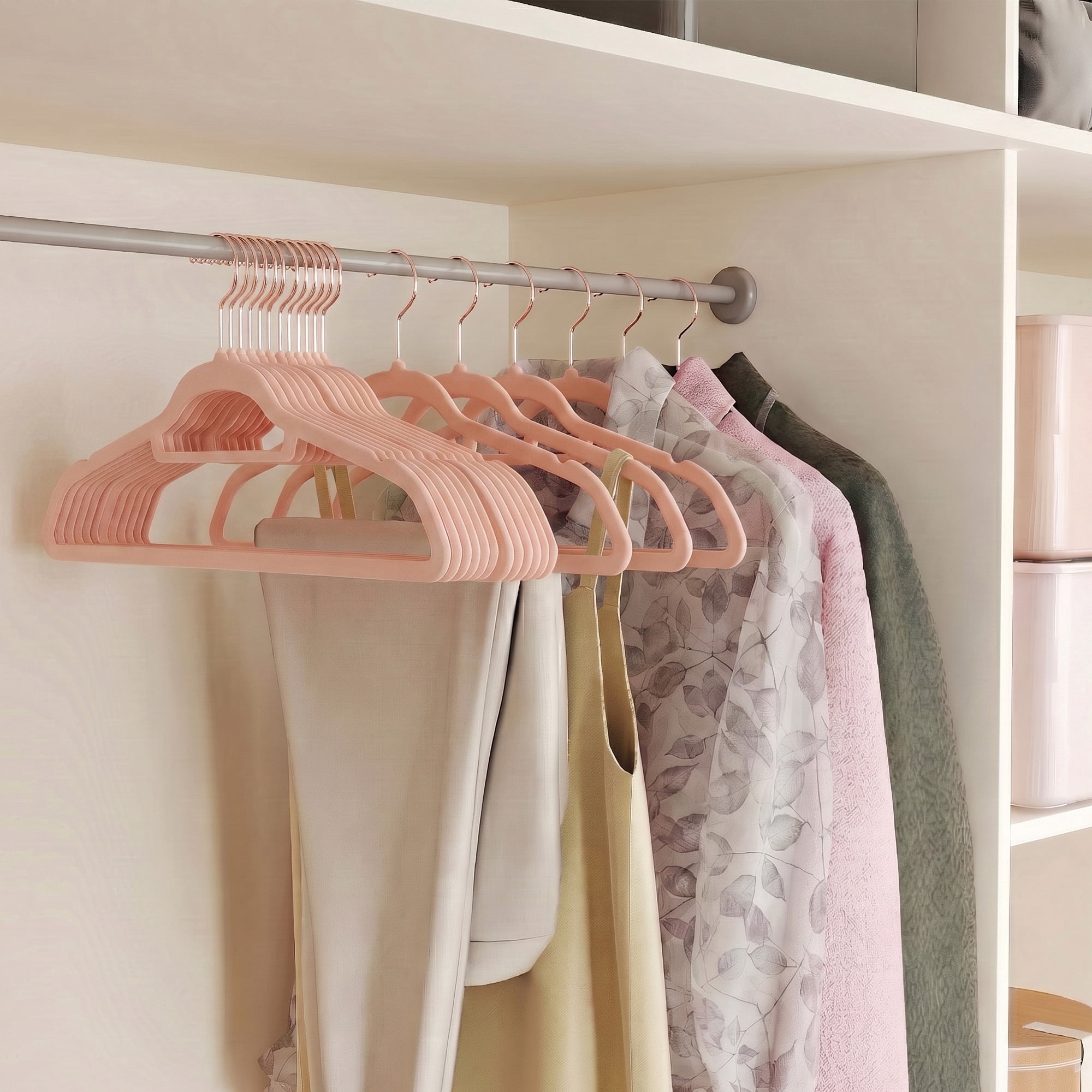 Ledrem 50-pack Coral Pink Velvet Hangers, Space-Saving