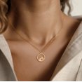 thumbnail image 5 of Collar colgante de semilla de mostaza de acero inoxidable dorado y plateado, 5 of 5