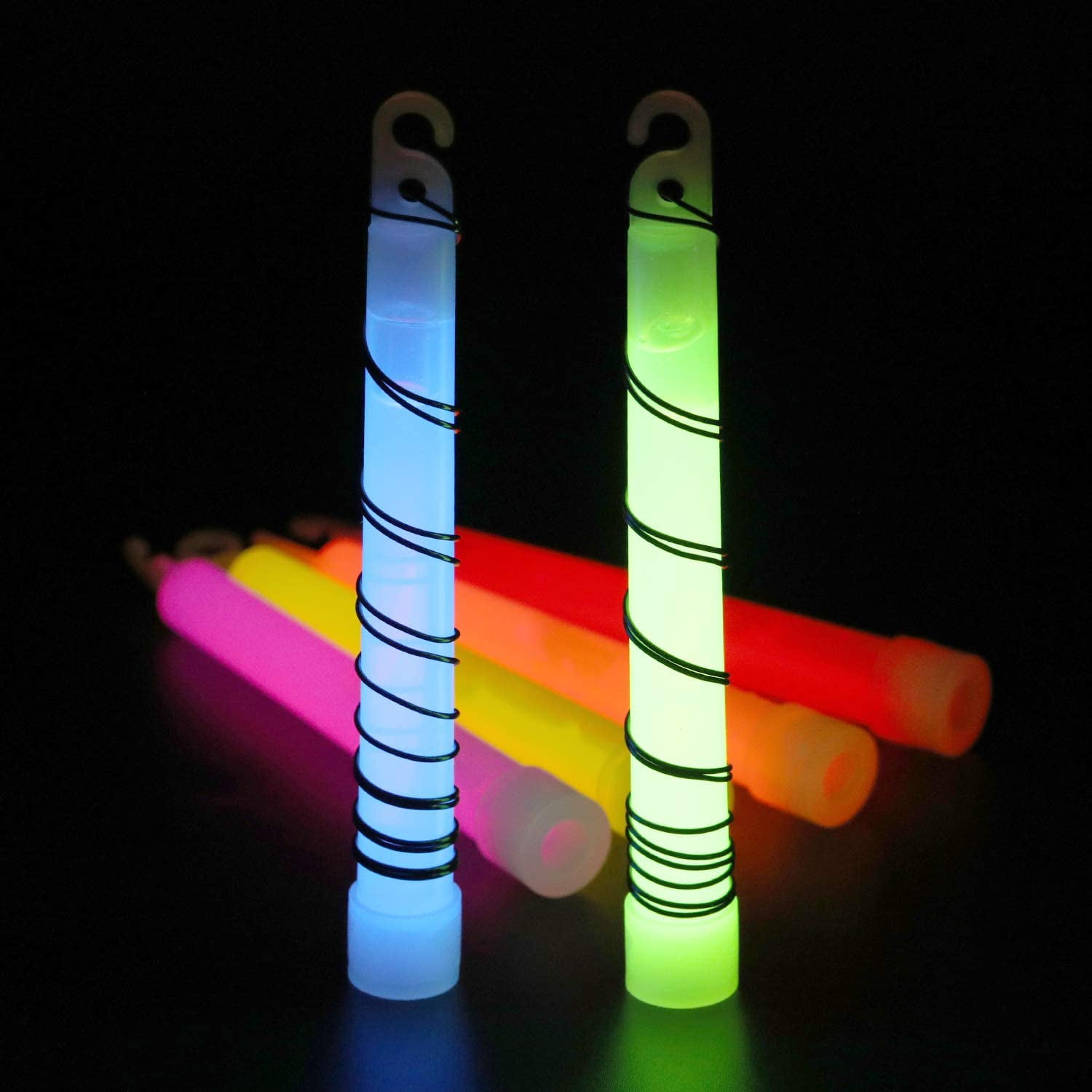 Trimming Shop Premium Glow Sticks with Connectors to Make Neon Necklace Wrist Band Bracelets, Mixed Color Light Sticks for Kids Party Supplies