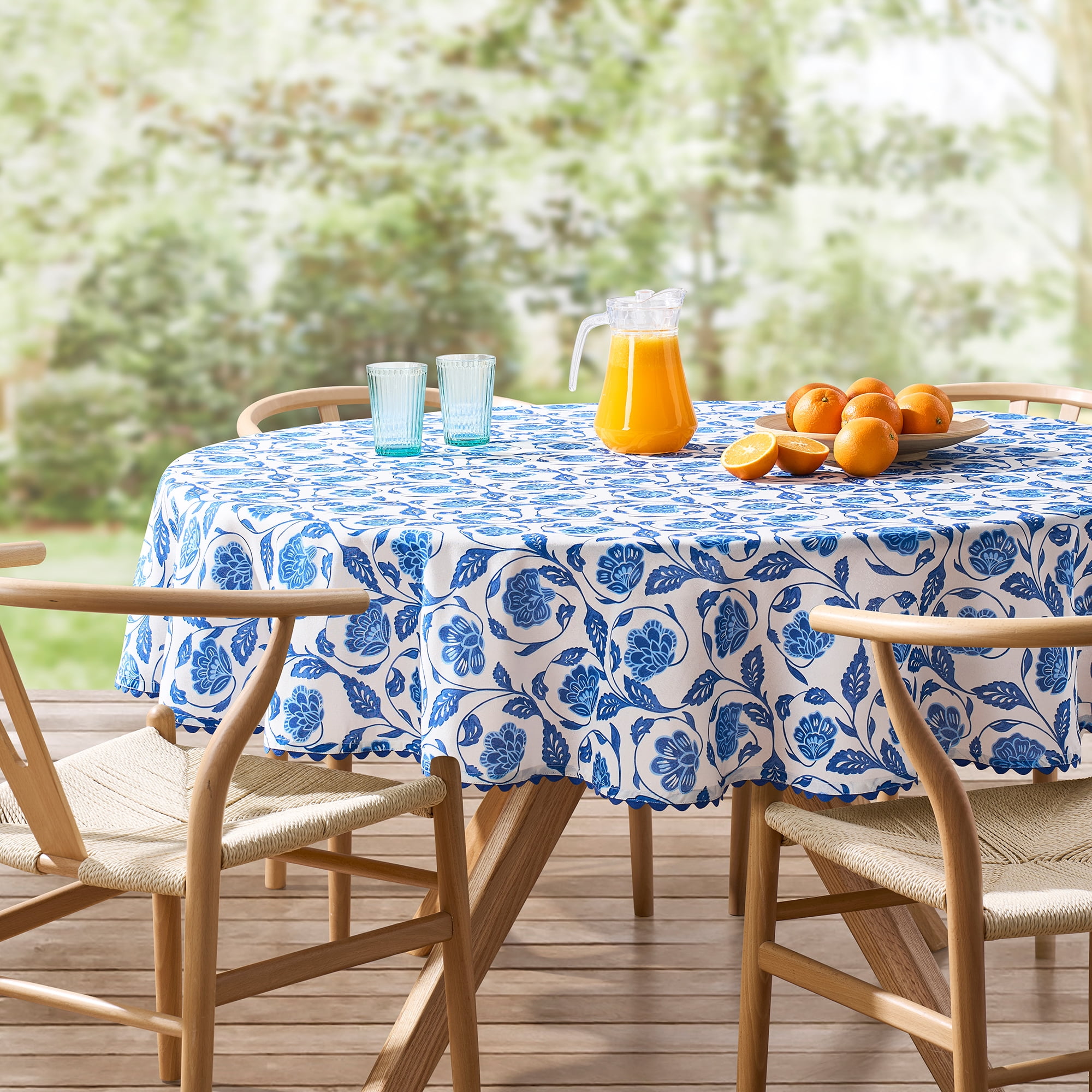 Mainstays by Becky G. & Alejandra Fabric Tablecloth, Blue Floral, 70" Round