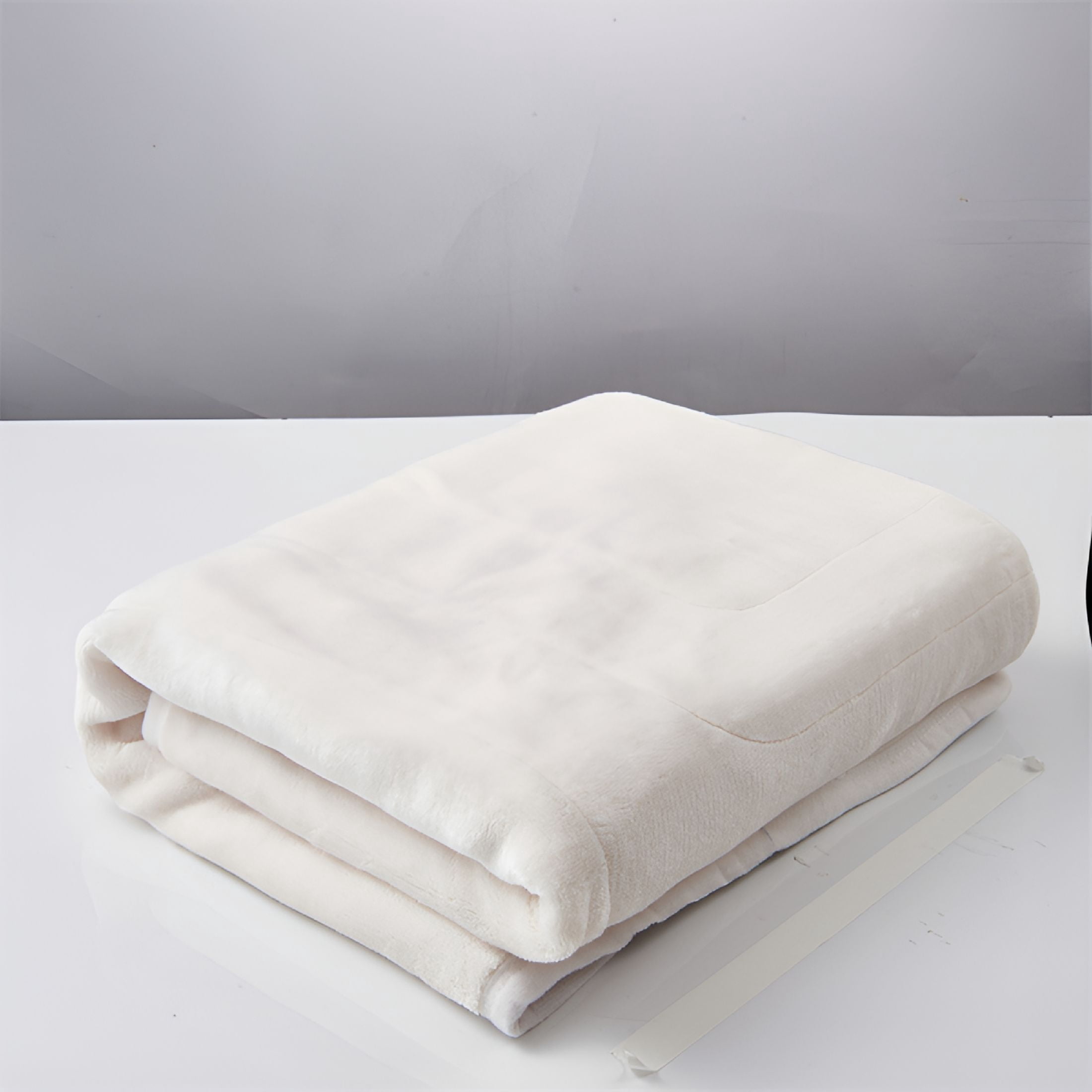 LAMIRO Heated Flannel Blanket Electric Throw - USB Battery Power Operated Heating Blanket for Home Outdoor Travel Use