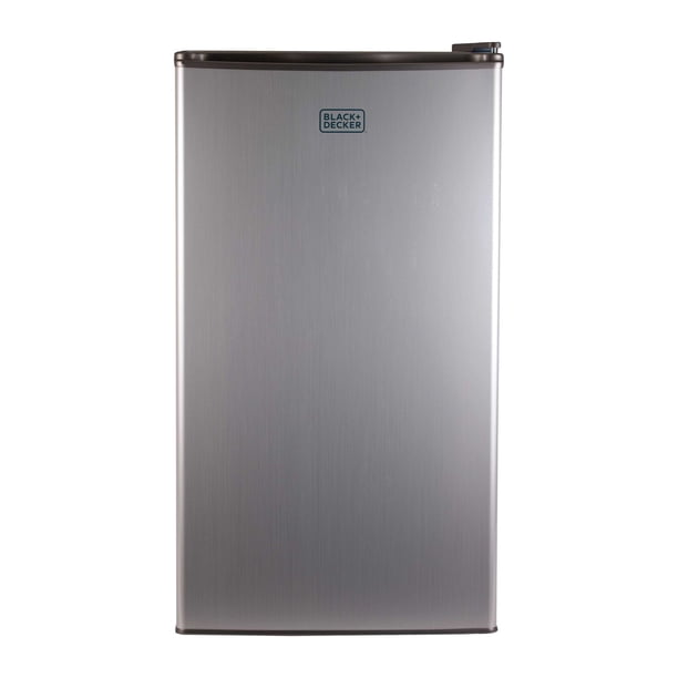 BLACK+DECKER frigobar Energy Star de 3.2 pies cúbicos con congelador, VCM Modelo BCRK32V