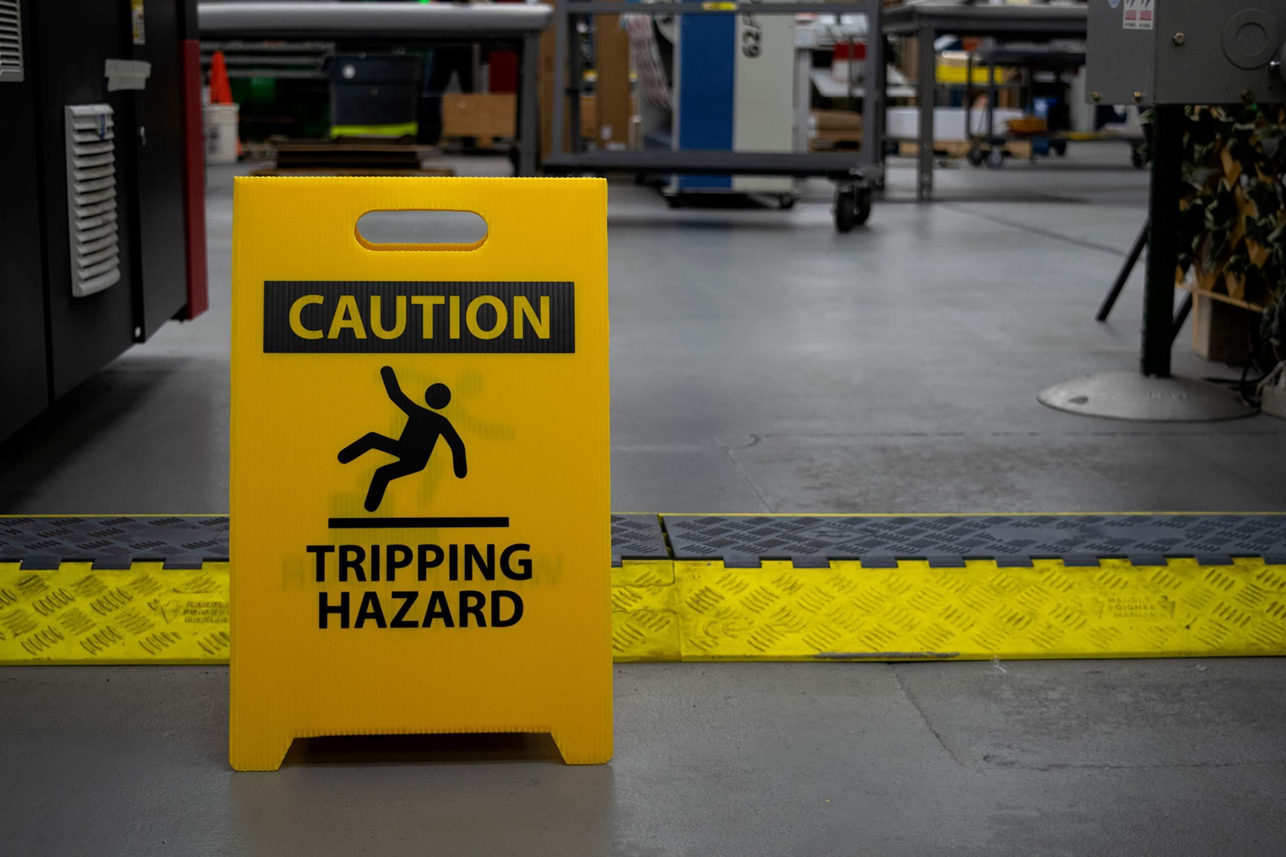 Warnschild 'Stolpergefahr' – 200x200 Mm, Gelb/schwarz, Aus Stabilem 1 Mm Kunststoff, EN ISO 7010 Konform