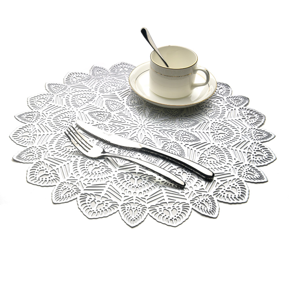 SPRING PARK HollowedOut Leaf Placemats,Washable Table Mats,NonSlip