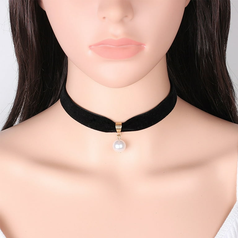 Female neck choker discount