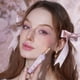 thumbnail image 4 of Brillo de labios Flower Knows Violet Strawberry Rococo Glowy G03, 4 of 9