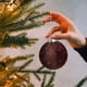 thumbnail image 4 of Bola de adorno de Navidad de terciopelo de 3.15 pulgadas | Decoración navideña de flocado suave | Surtido de colores ricos | Duradero, fácil de colgar | Árbol, Guirnalda, Decoración de Fiesta, 4 of 6