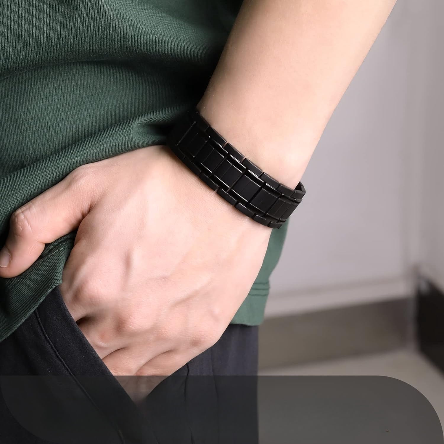 Wollet 3X Pure Titanium Magnetic Bracelets for Men with Folding Clasp (Black)