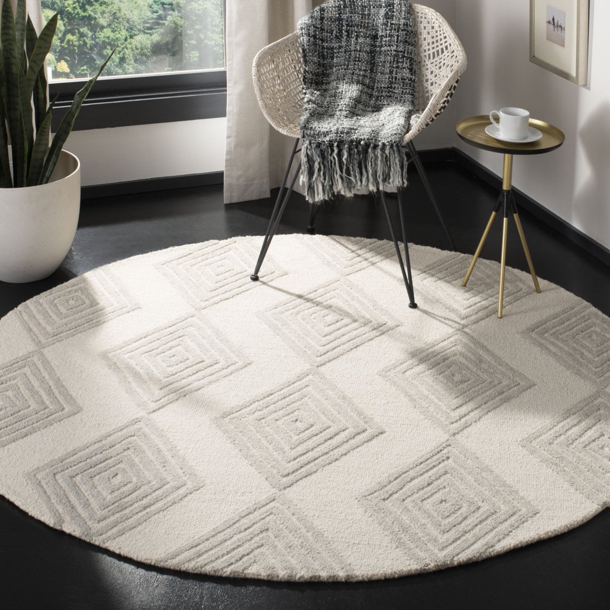 SAFAVIEH Blossom Winston Geometric Wool Area Rug, Ivory/Silver, 4' x 6'