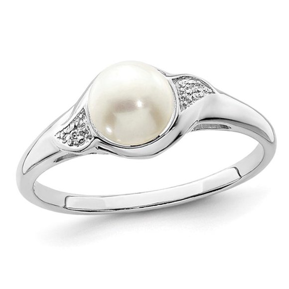 Solitaire Freshwater Cultured Pearl Ring 6.5mm in Sterling Silver