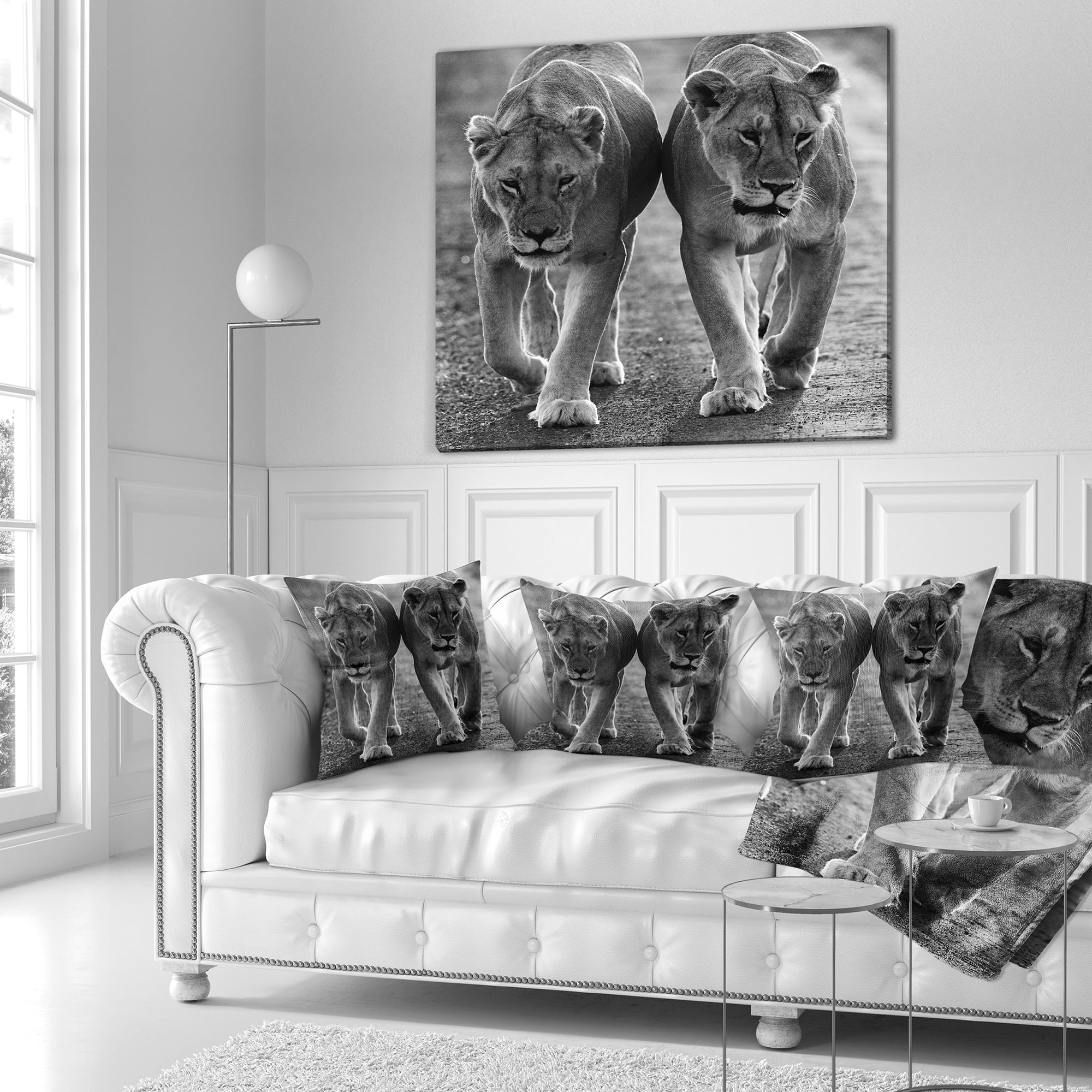 Designart Lions in Black and White - Animal Photo Throw Pillow - 16x16