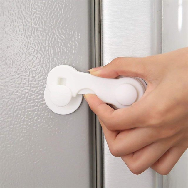 Xihbxyly Cerradura de Seguridad para Bebés, Multiusos, Diseño Ajustable, para Puerta de Armario, Refrigerador, Evita Accidentes, Fácil Instalación Adhesiva, Paquete de 4, Tamaño 9,8 X 3,6 Cm