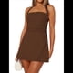 thumbnail image 2 of Vestido Corto Ajustado con Cuello Halter, Espalda Descubierta y Fruncido para Mujer, para Fiestas de y Clubes Nocturnos. Color Café S, 2 of 10