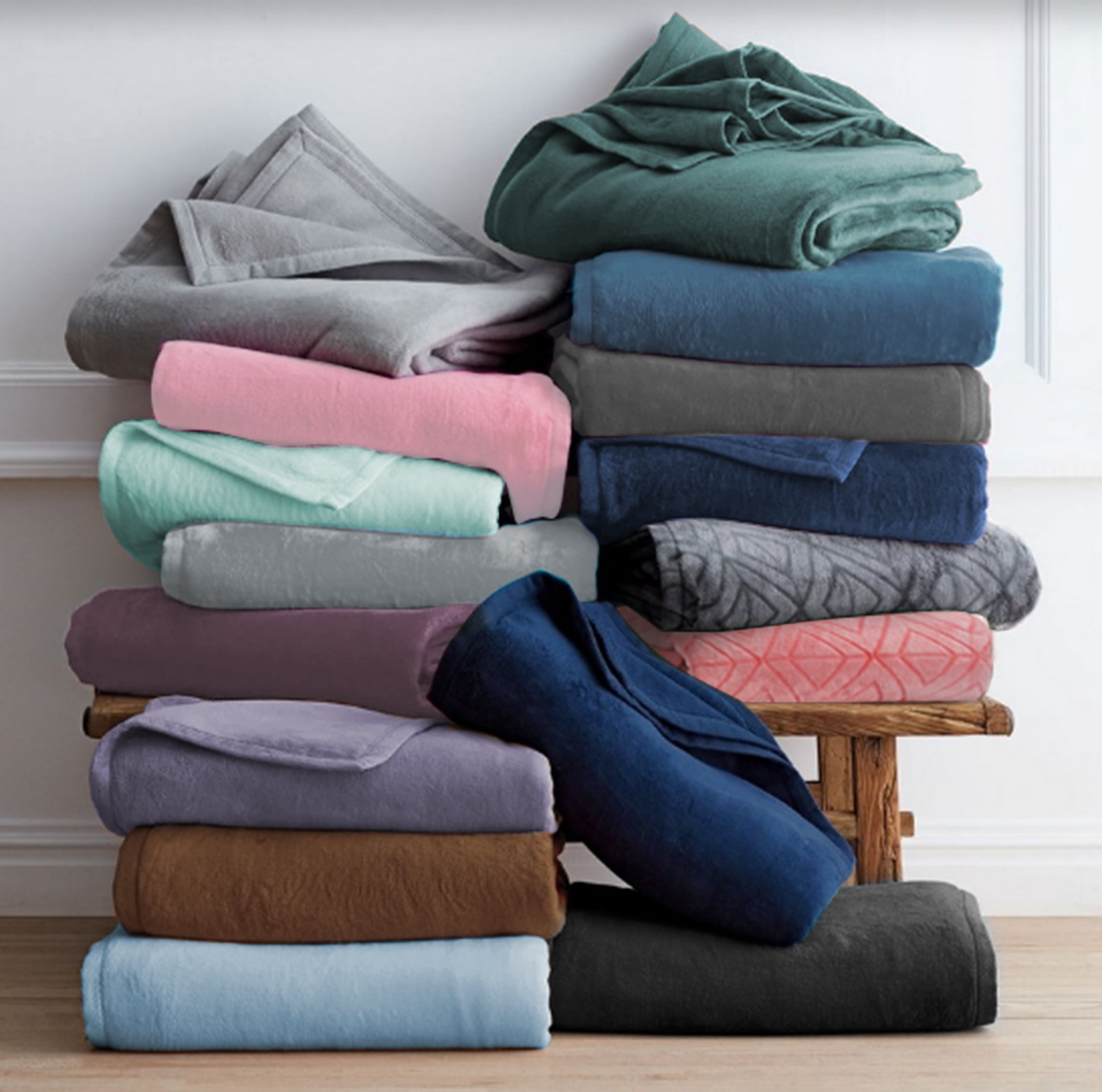 Harper Lane Velvet Plush Blanket Steel Grey King