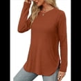 thumbnail image 3 of Camisa de Larga con Cuello Redondo para Mujer, Básica, Holgada, Informal Rojo Ladrillo M, 3 of 5