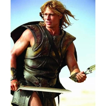 Brad Pitt looks buff in costume as Achilles from 2004 Troy 8x10 inch photo